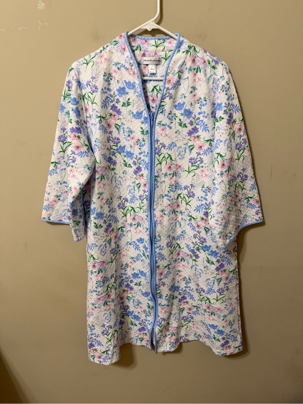 Miss Elaine Quilted Floral Zip-Front Robe housecoat never worn vintage cozy